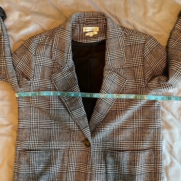 Native Youth Albion Blazer EUC - Picture 10 of 11